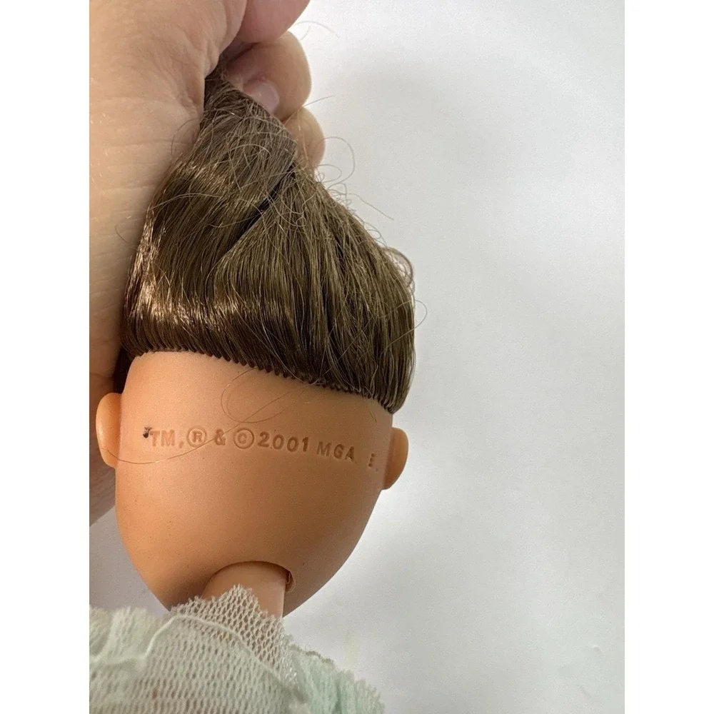 Bratz Doll Yasmin 2001 MGA Brown Hair Y2K Fashion Doll w/ Outfit TLC
